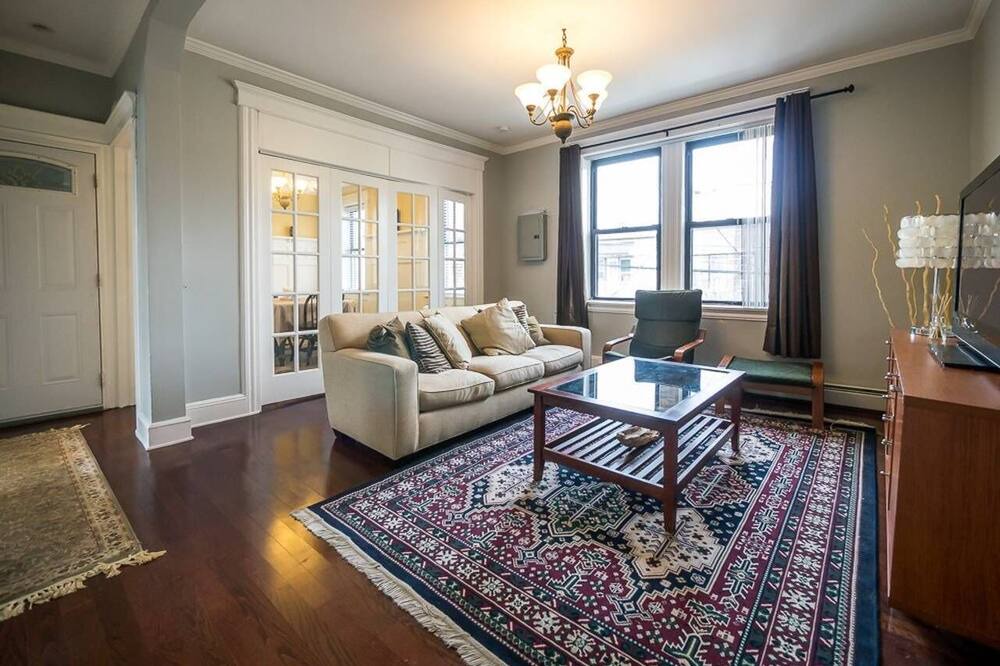 Photo of Bedroom in West New York