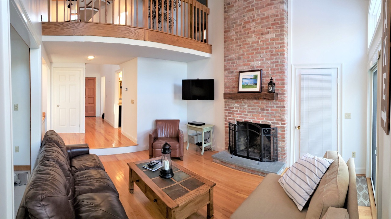 Photo of Livingroom in South Down Shores
