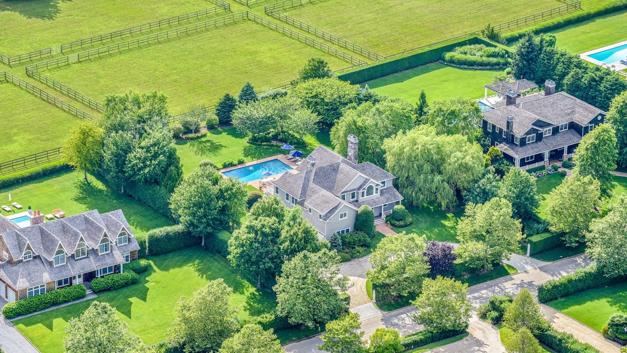 Photo of Outdoor in Water Mill