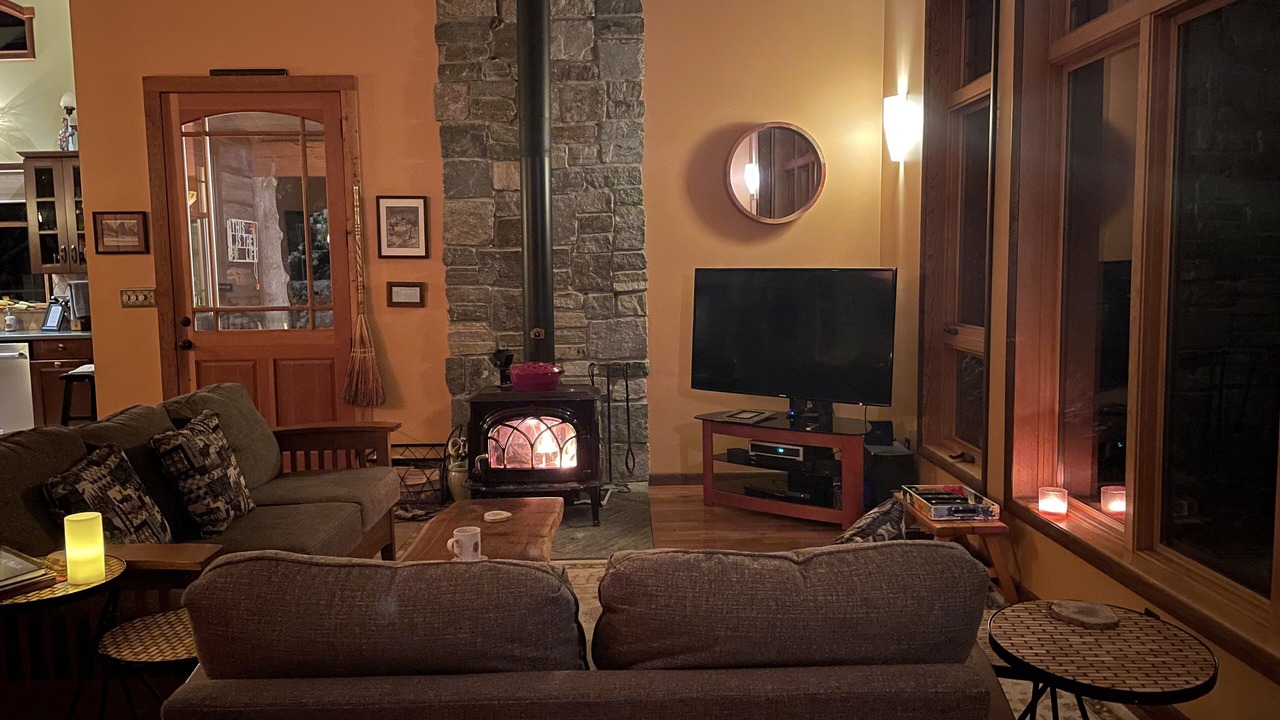 Photo of Livingroom in Putnam Station
