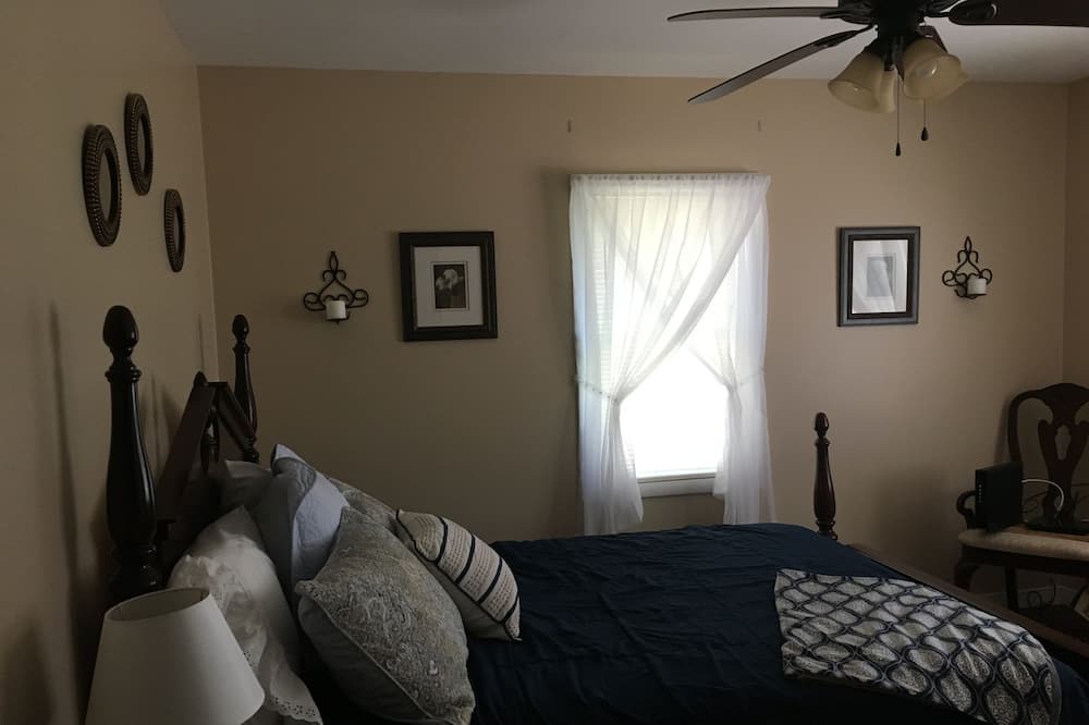 Photo of Bedroom in Bridgeport