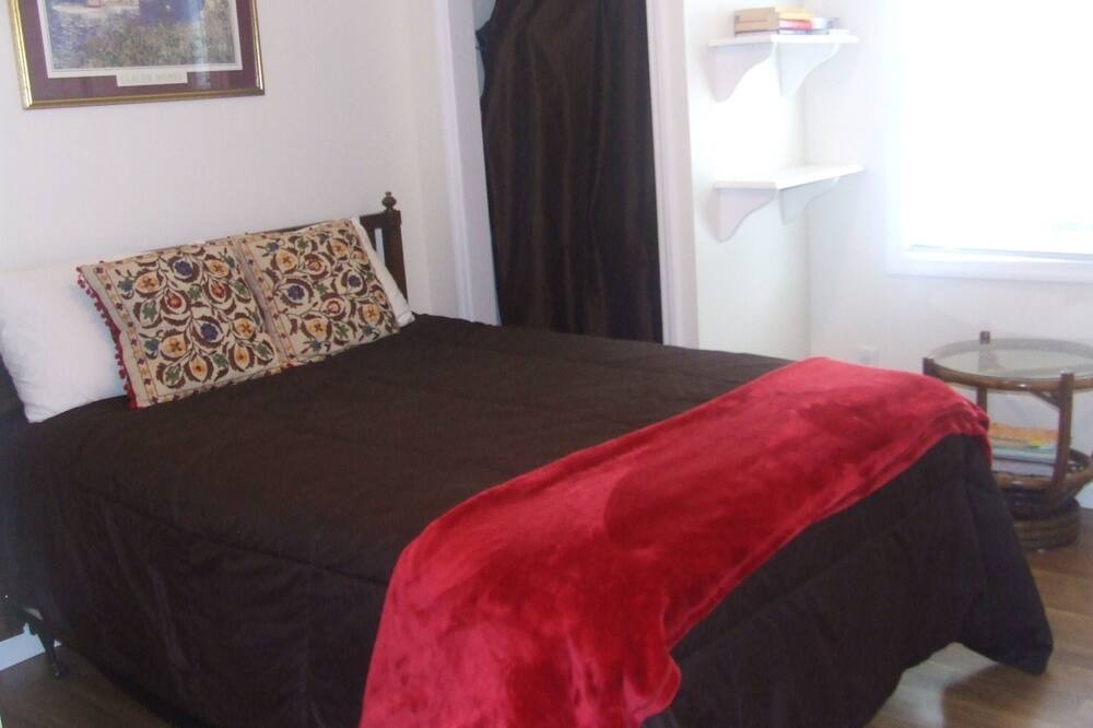 Photo of Bedroom in Lake Luzerne-Hadley