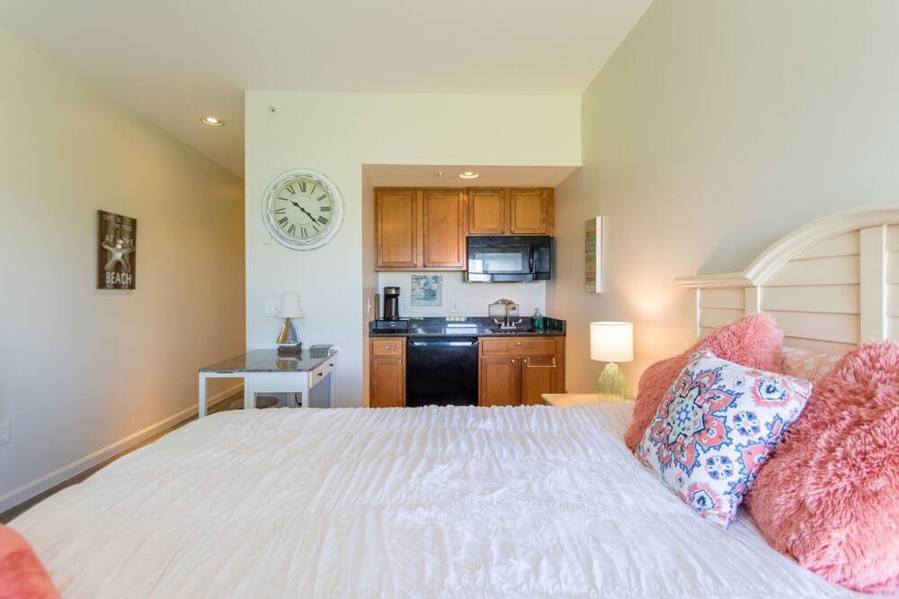 Photo of Bedroom in Seabrook
