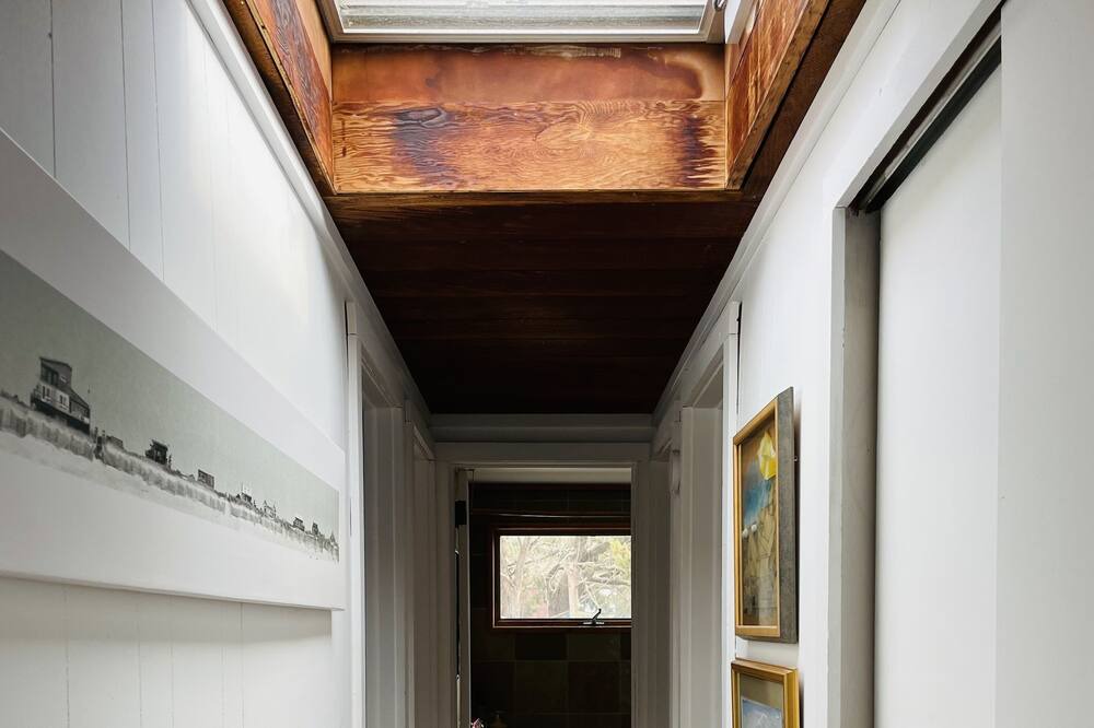 Photo of Bedroom in Lonelyville
