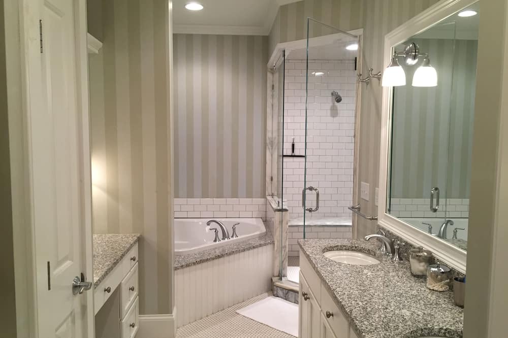 Photo of Bathroom in East Dorset