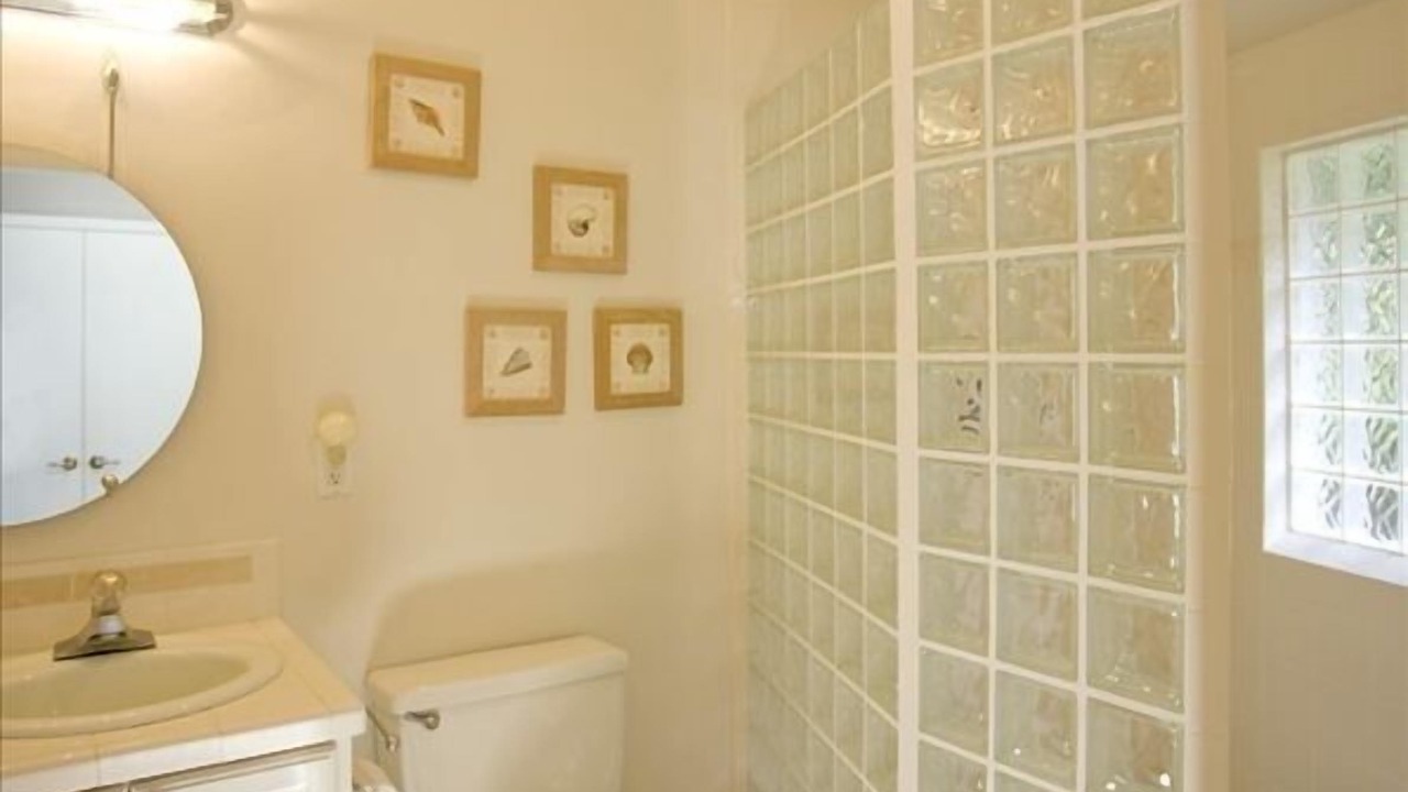 Photo of Bathroom in Manzanita