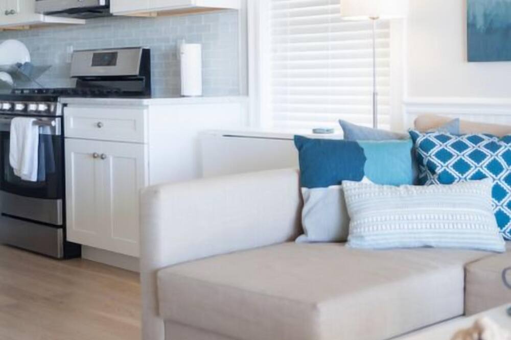 Photo of Livingroom in Salisbury Beach