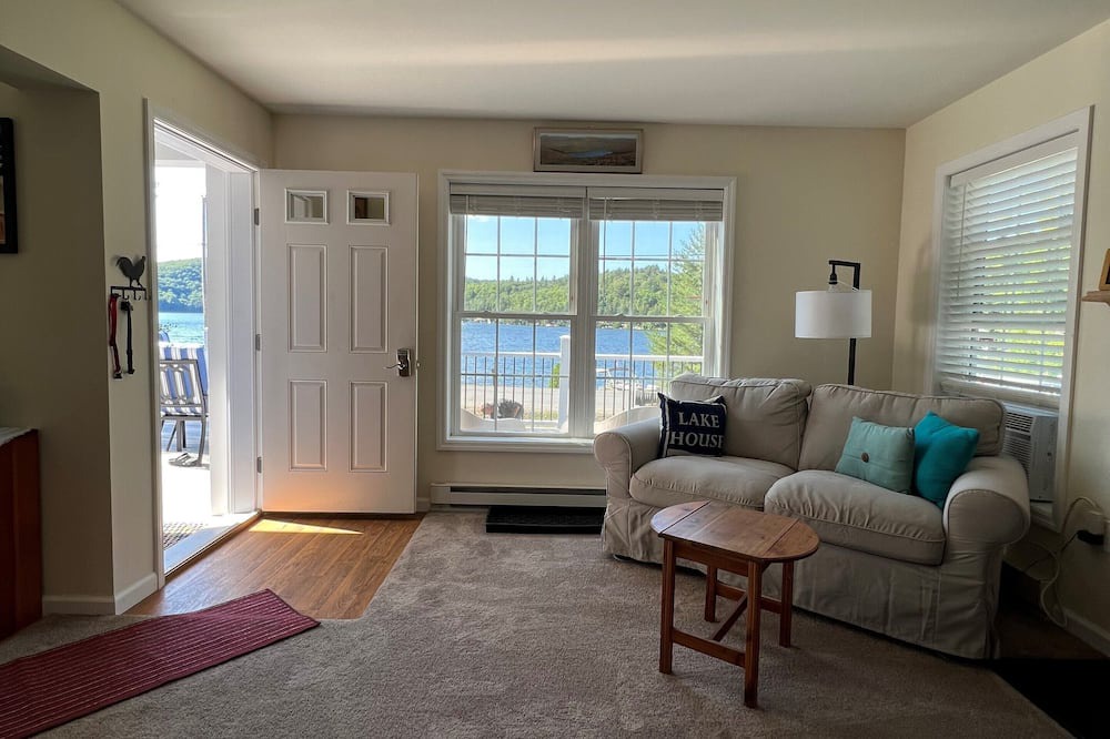Photo of Bedroom in Glover