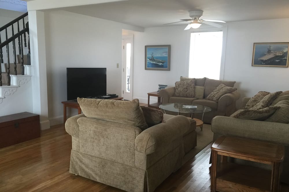 Photo of Bedroom in Upper Fairmount