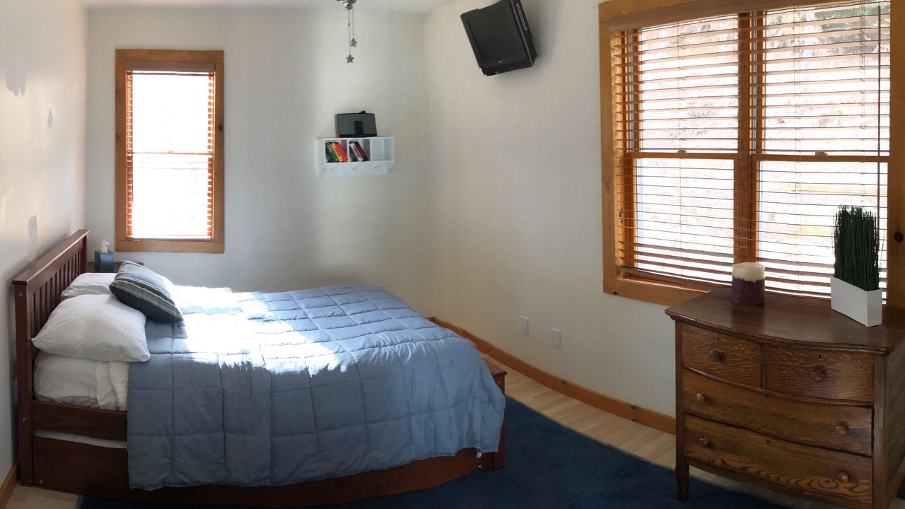 Photo of Bedroom in Bolton Landing