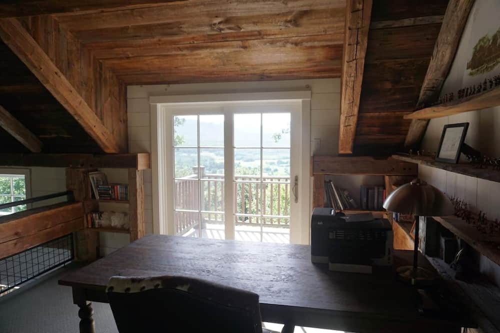 Photo of Livingroom in Pawlet