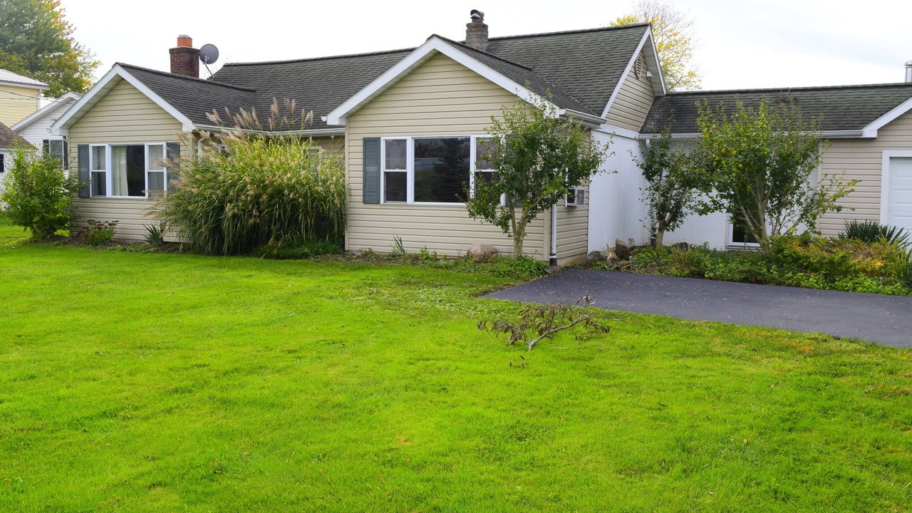 Photo of Outdoor in Cayuga