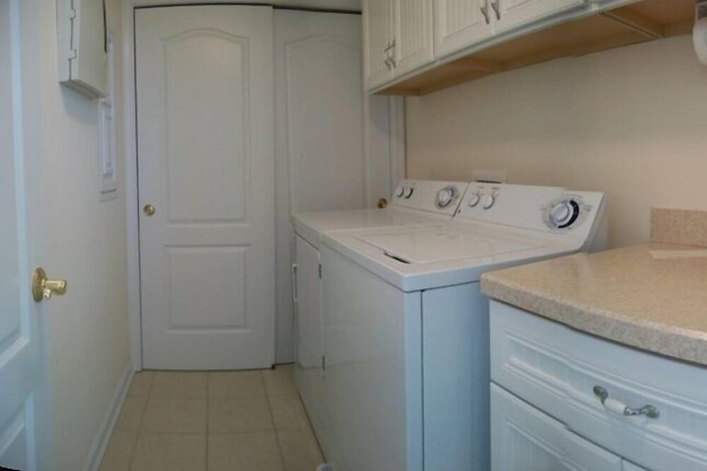 Photo of Bedroom in Crisfield