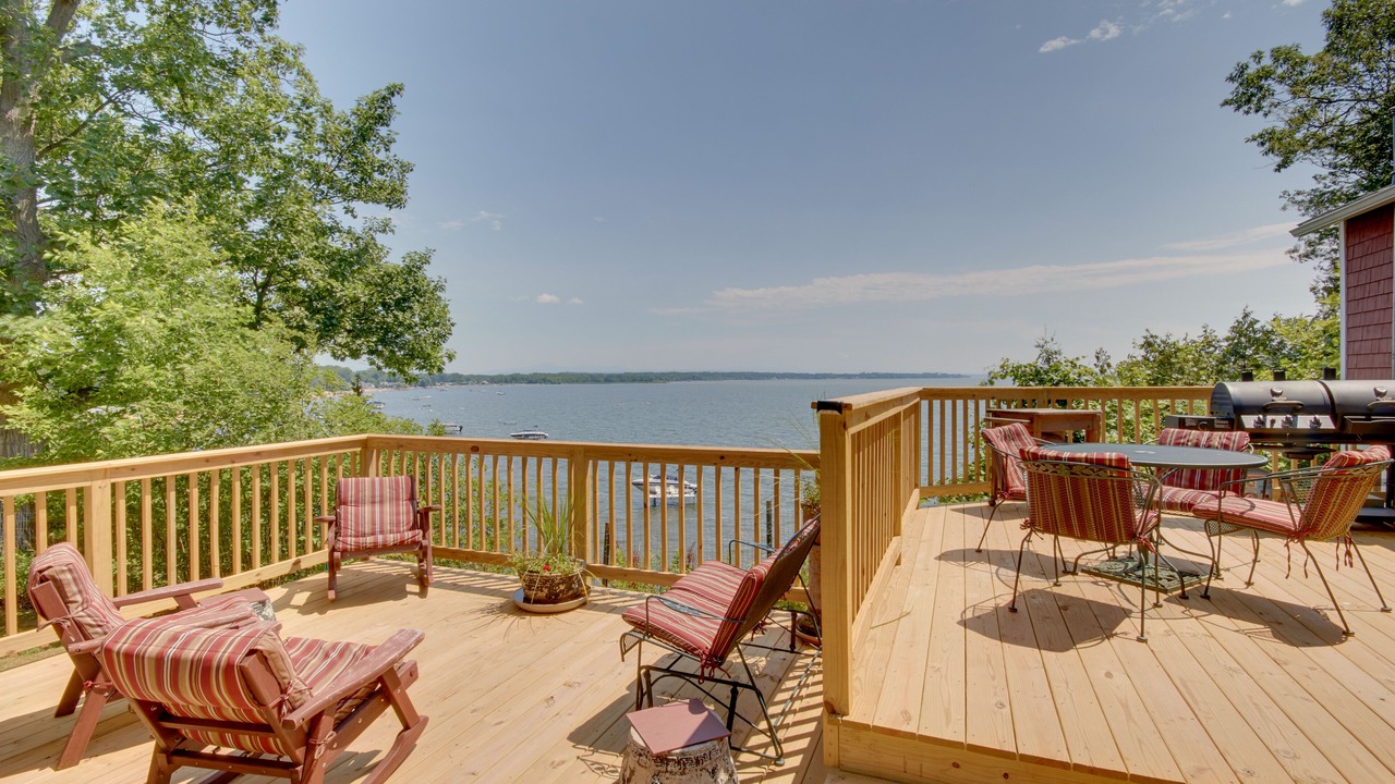 Photo of Outdoor in Malletts Bay