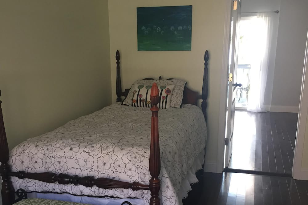 Photo of Bedroom in Honeoye