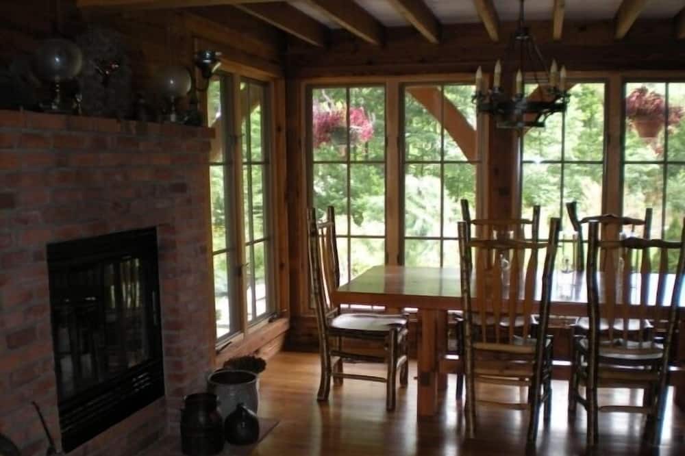 Photo of Livingroom in Dorset