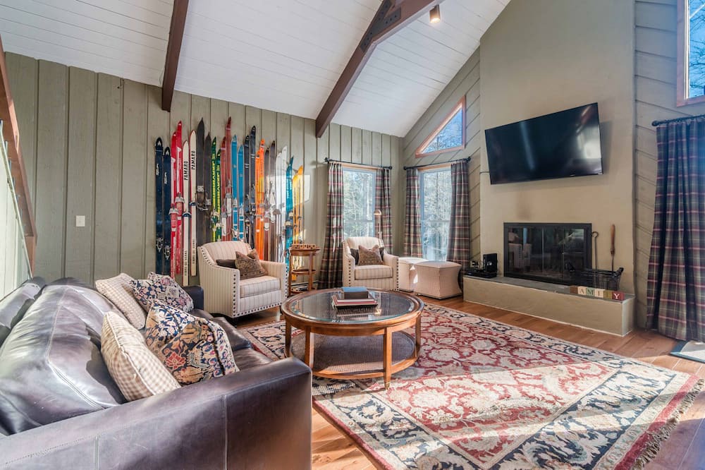 Photo of Livingroom in Winhall