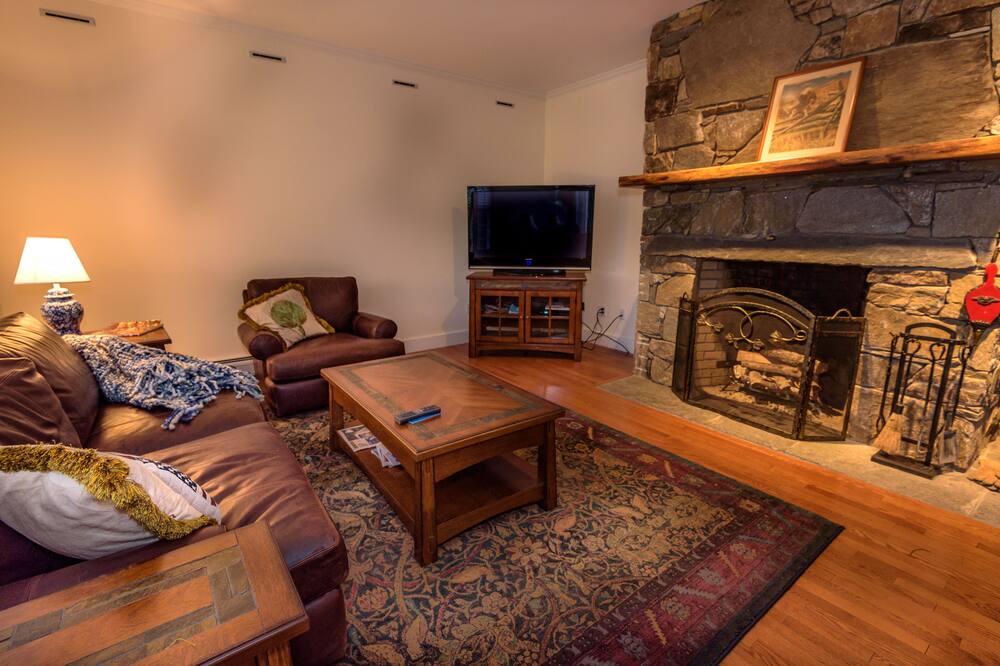 Photo of Livingroom in Quechee