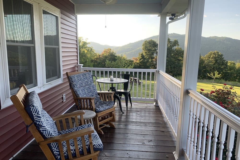 Photo of Patio Balcony in Peaks