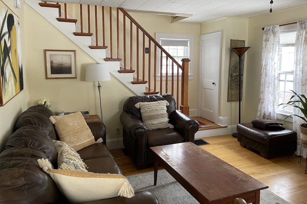 Photo of Livingroom in South End