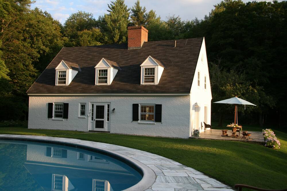 Photo of Outdoor in Woodstock