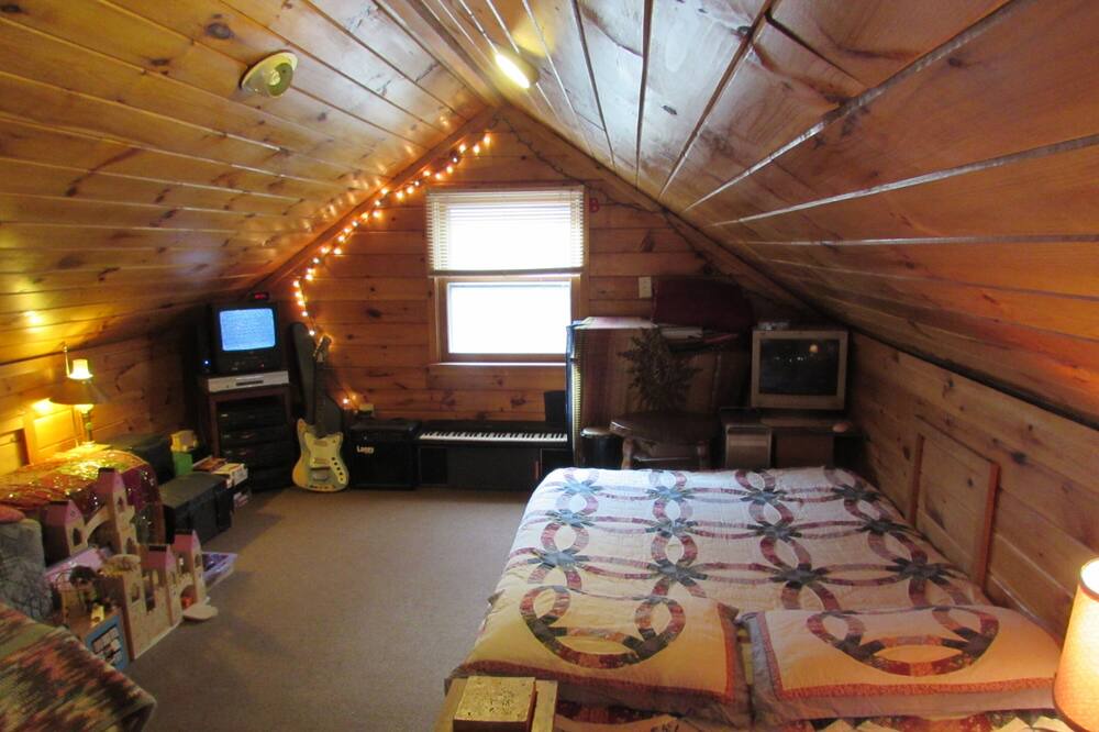 Photo of Bedroom in South Kortright