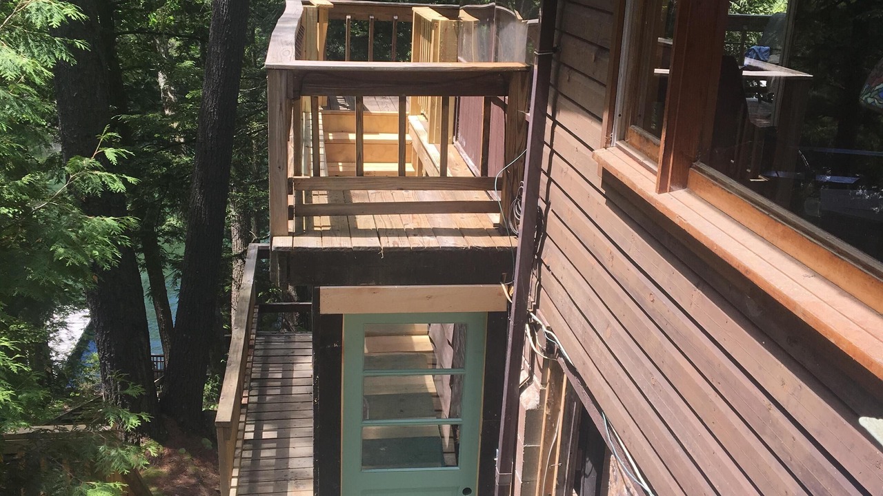 Photo of Outdoor in Putnam Station