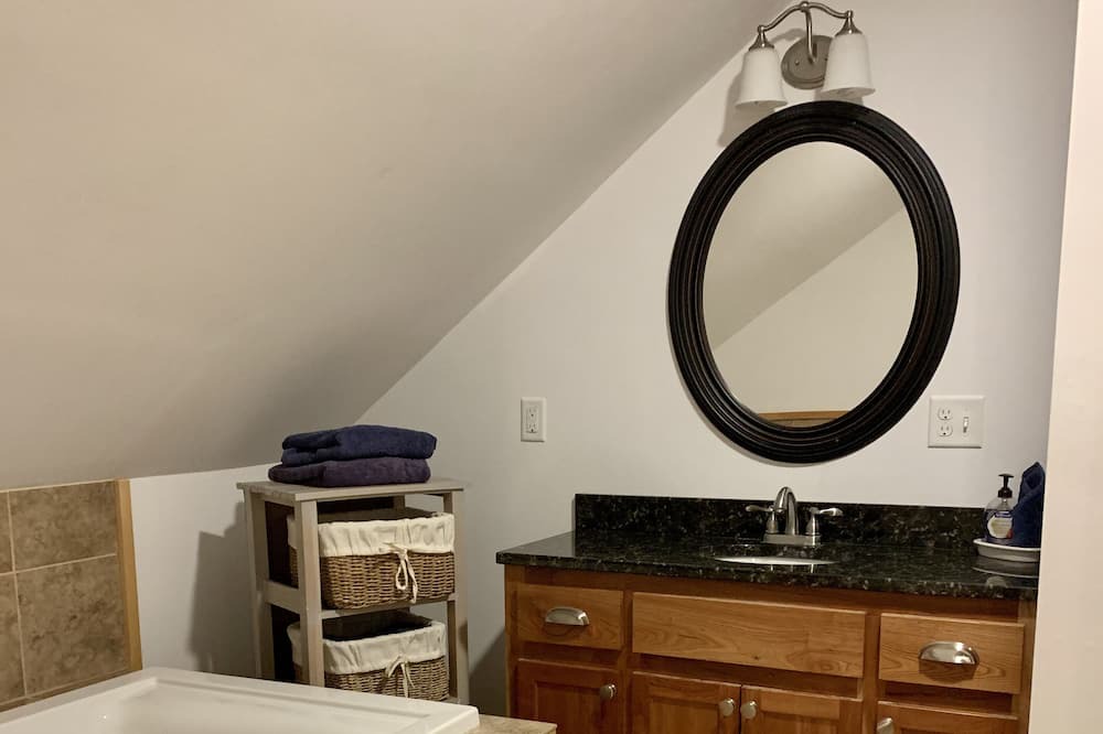 Photo of Bedroom in North Troy