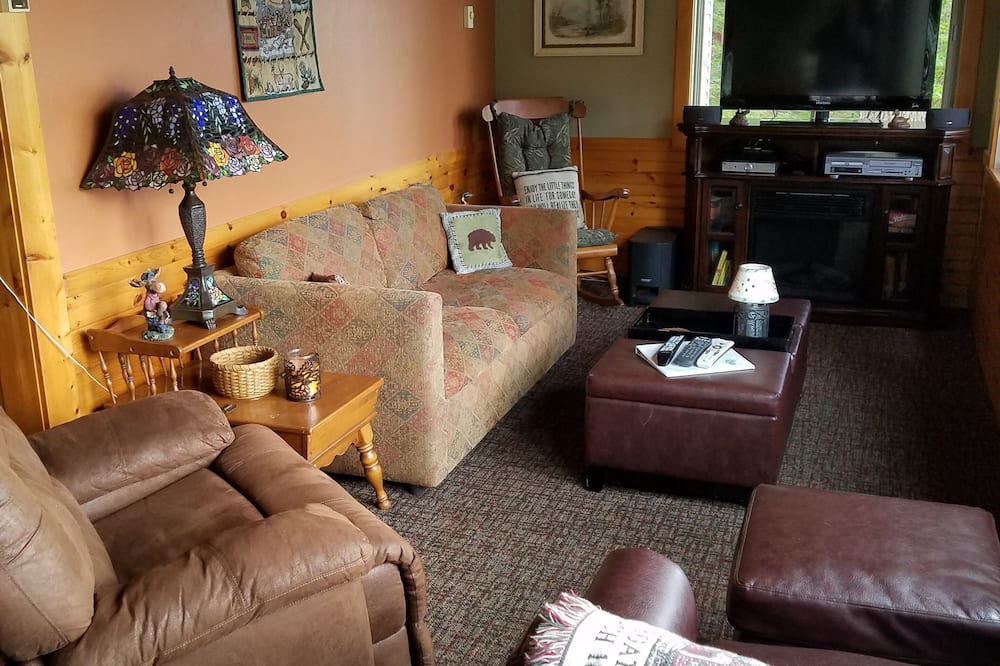 Photo of Livingroom in Strafford