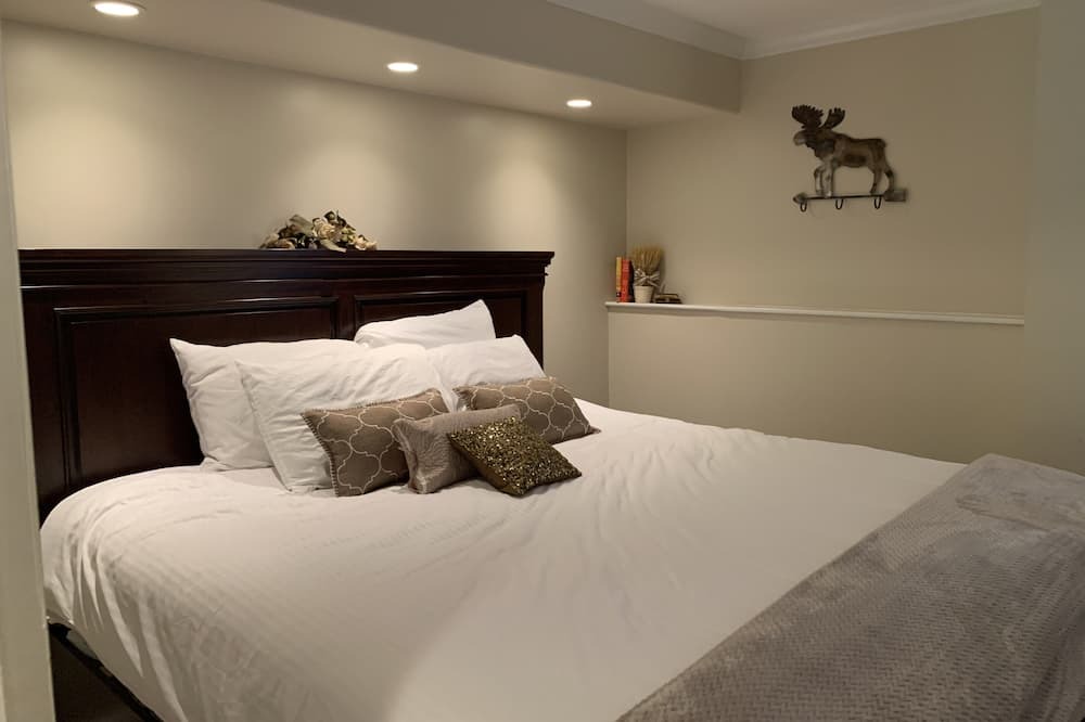 Photo of Bedroom in Stowe Area