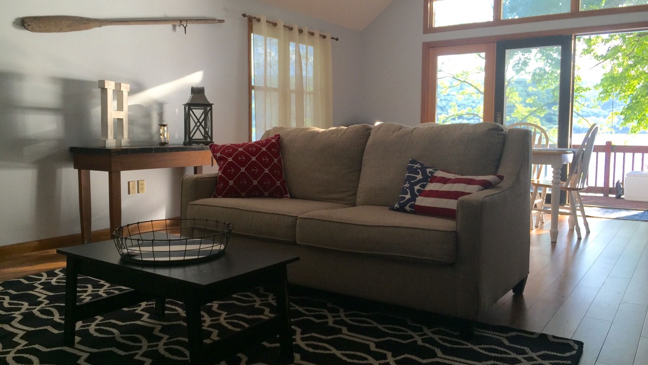 Photo of Livingroom in Honeoye