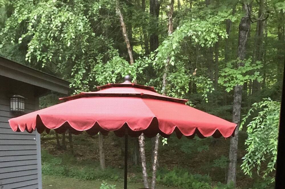 Photo of Patio Balcony in West Hartford