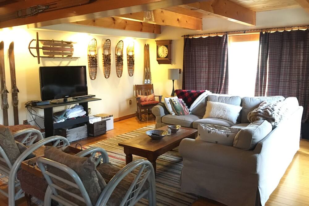 Photo of Livingroom in South Shaftsbury