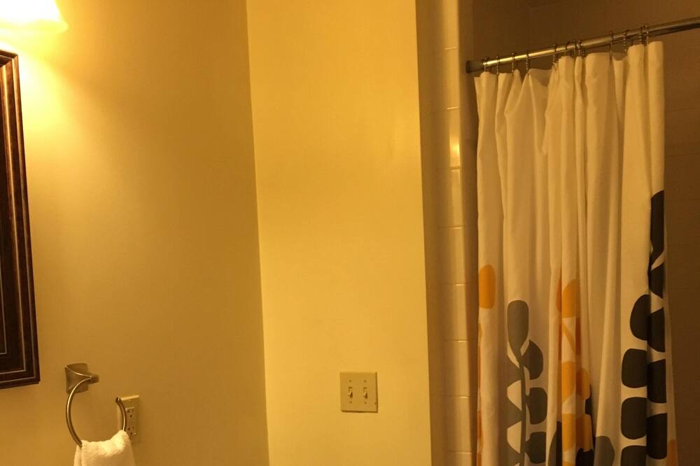 Photo of Bathroom in Charleston