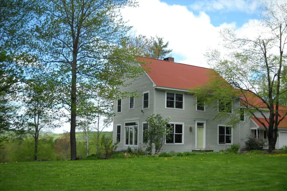 Photo of Outdoor in Lyndeborough