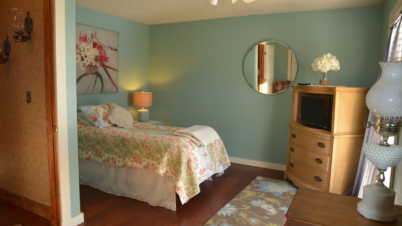 Photo of Bedroom in Keeseville