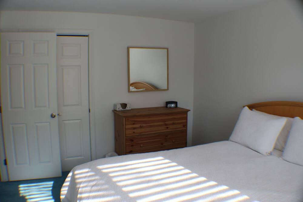 Photo of Bedroom in North Woodstock