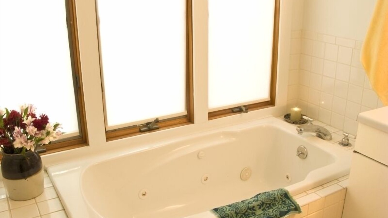 Photo of Bathroom in Lake Hill