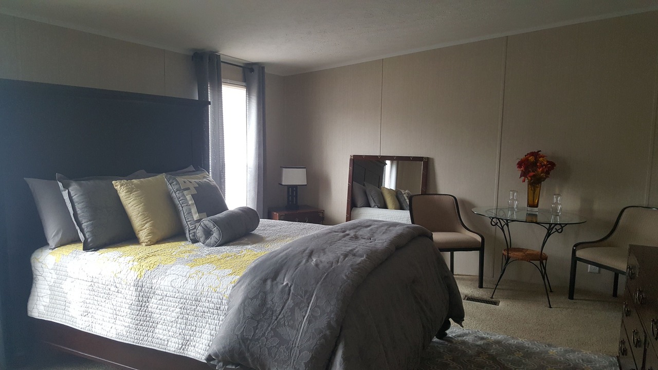 Photo of Bedroom in Caret