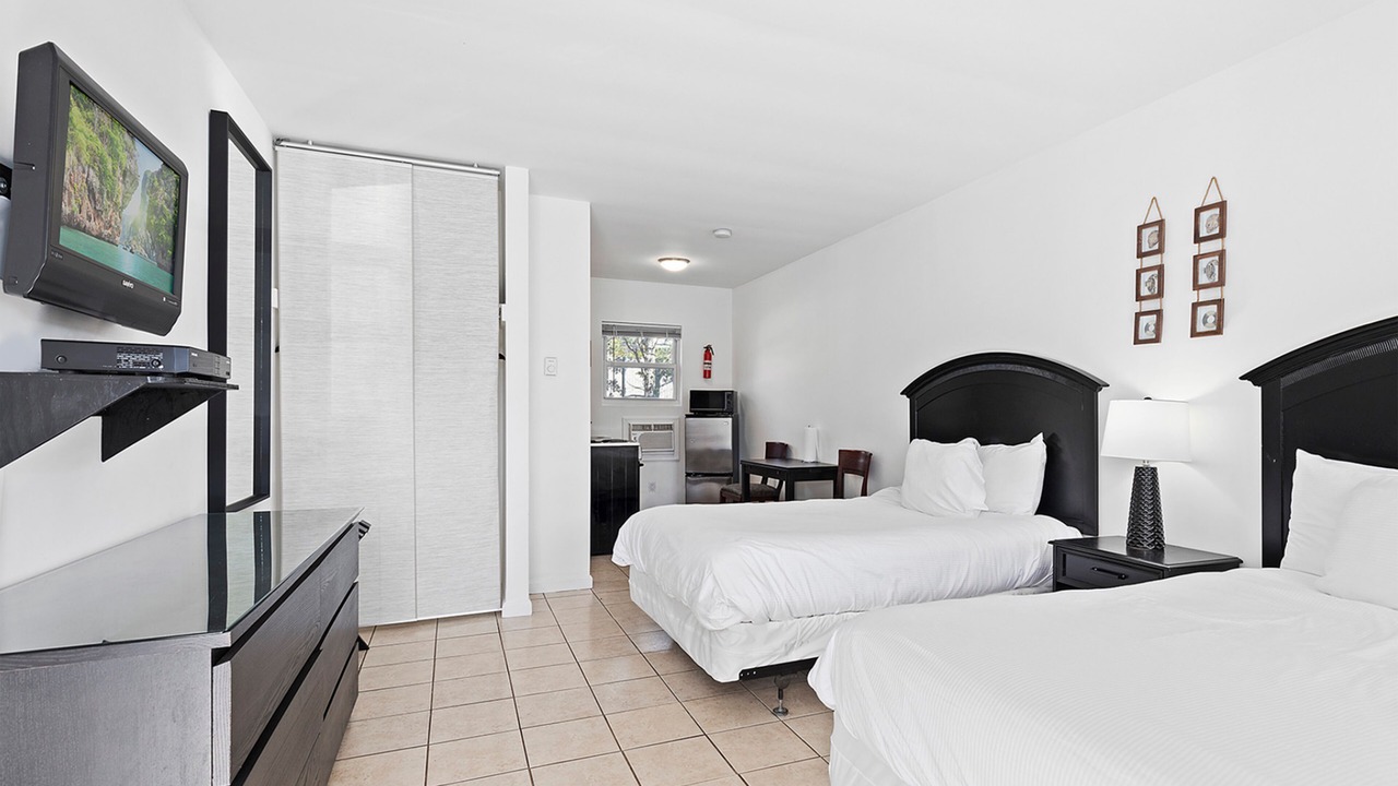 Photo of Bedroom in Hampton Bays