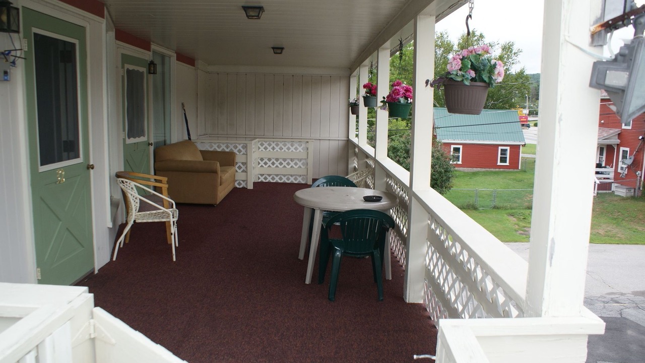 Photo of Outdoor in Upper Village