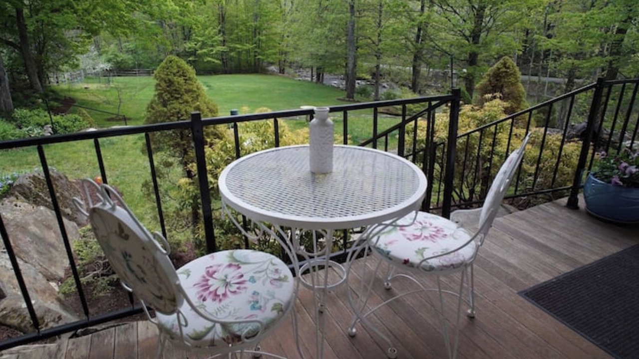 Photo of Outdoor in Guilford