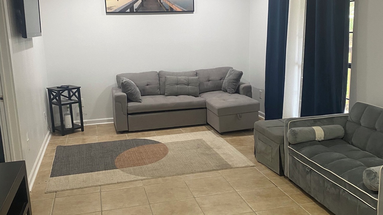 Photo of Livingroom in Huntsville