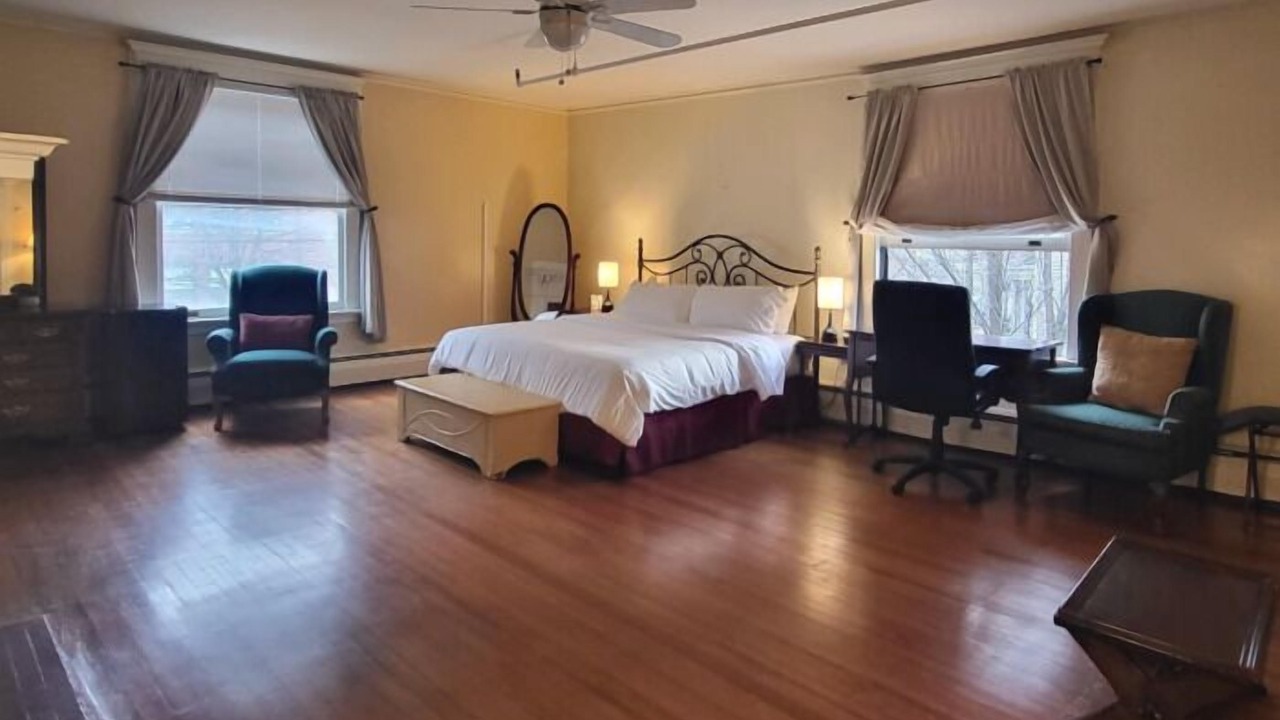 Photo of Bedroom in Adams