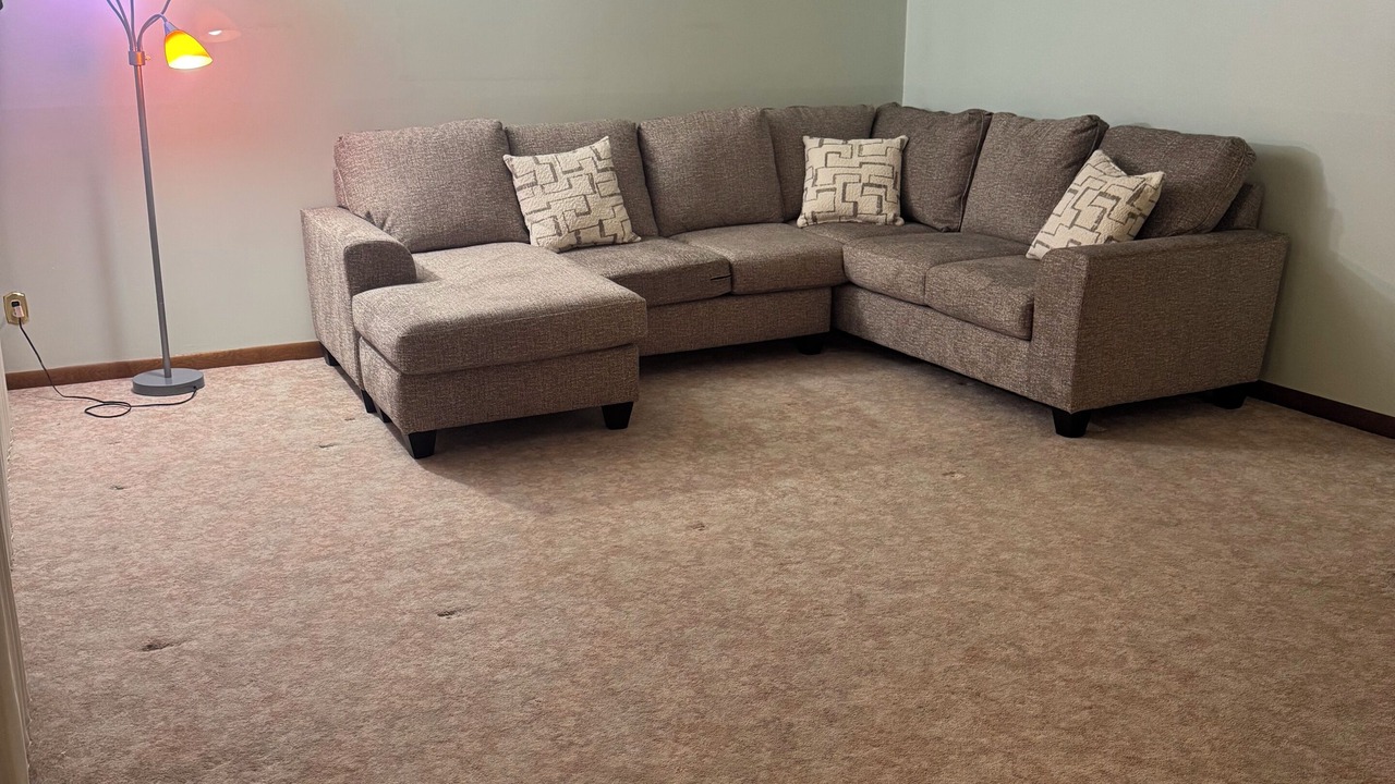 Photo of Livingroom in Cheektowaga