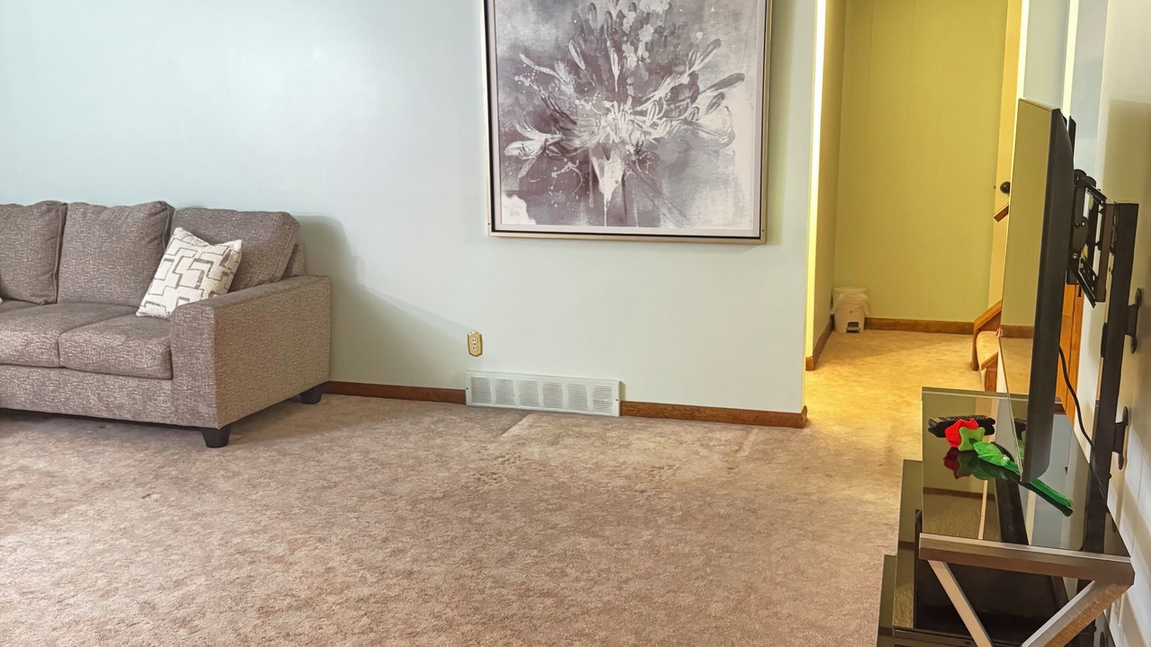 Photo of Livingroom in Cheektowaga