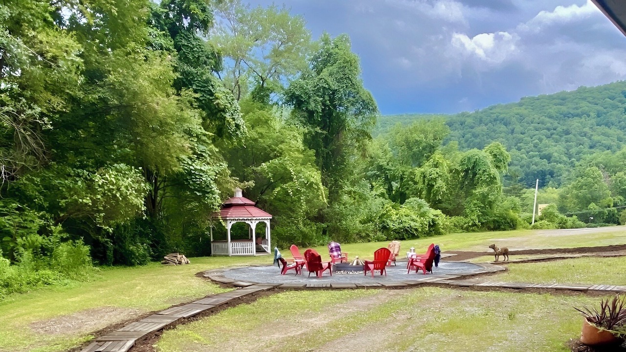 Photo of Outdoor in Hancock