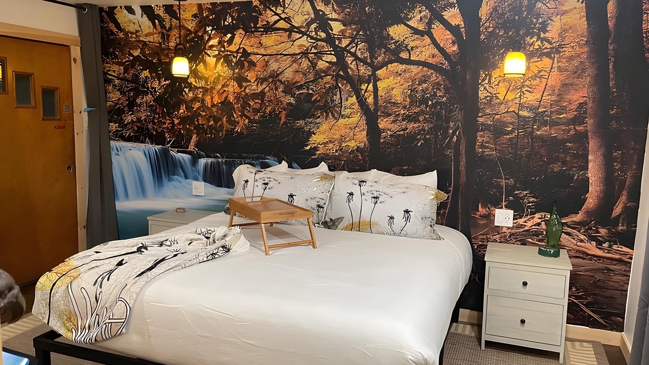 Photo of Bedroom in Hancock