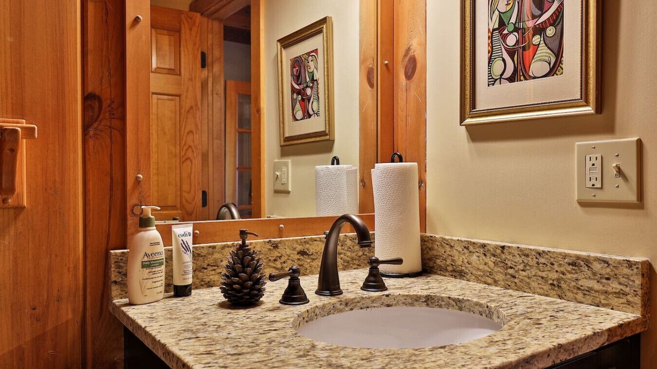 Photo of Bathroom in Ludlow