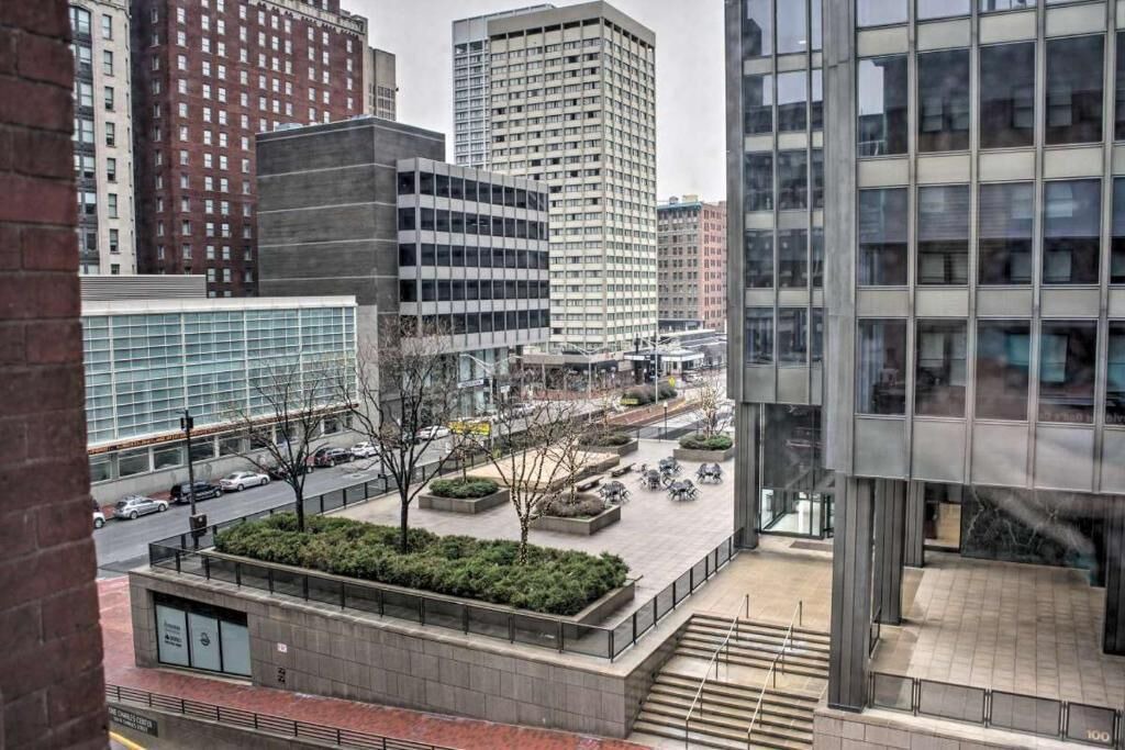 Photo of Bedroom in Downtown Baltimore